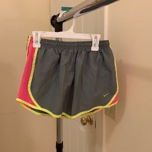 Nike gym shorts - youth large
